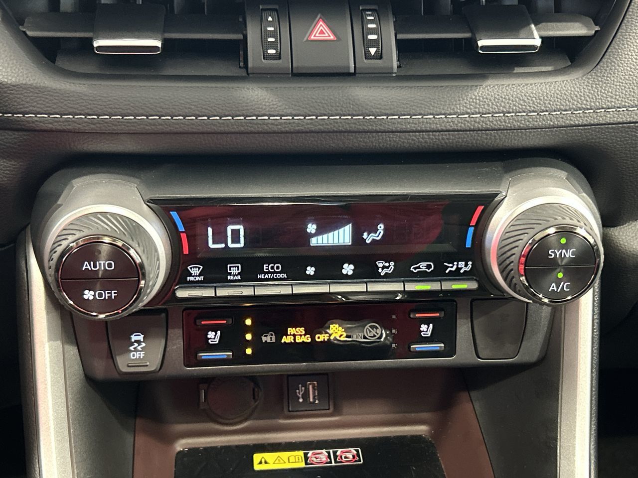 Toyota RAV4 Hybrid  2023 à Aurora, Ontario