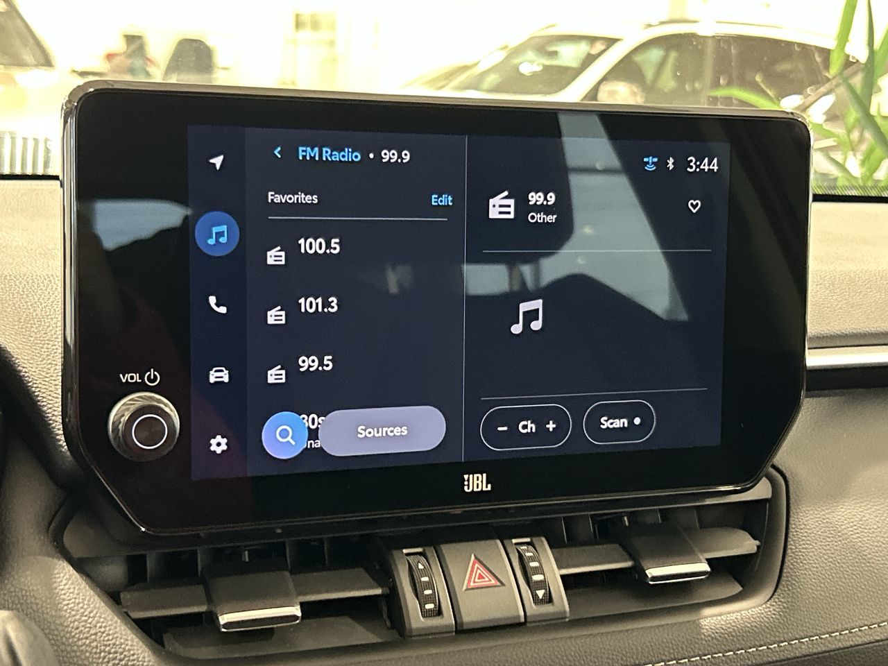 Toyota RAV4 Hybrid  2023 à Aurora, Ontario