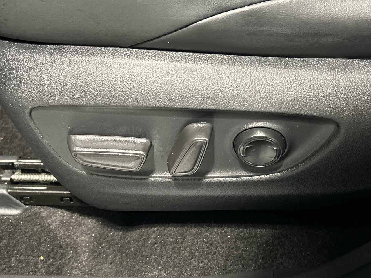 2025 Toyota RAV4 Hybrid