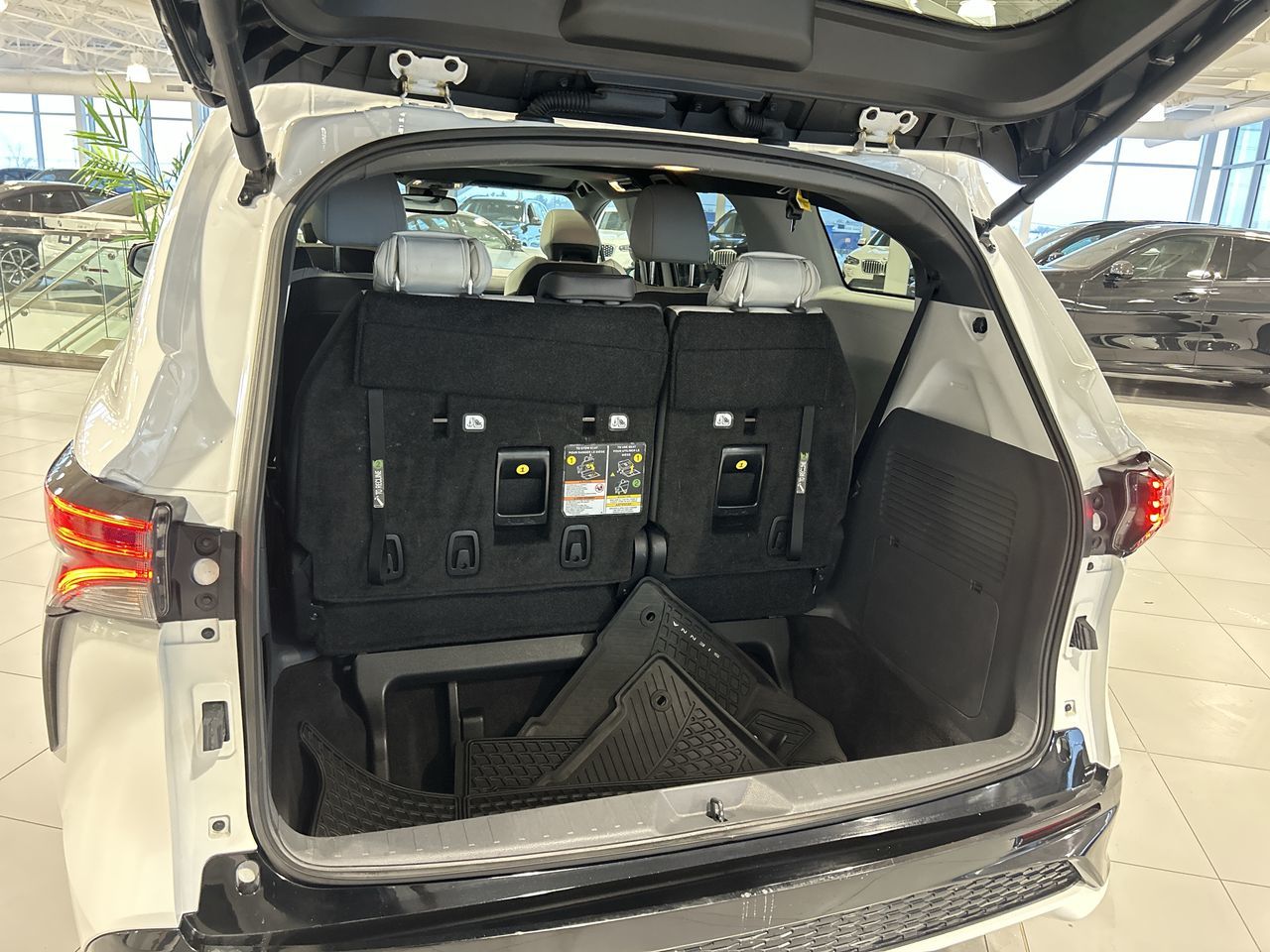 2024 Toyota Sienna Hybrid