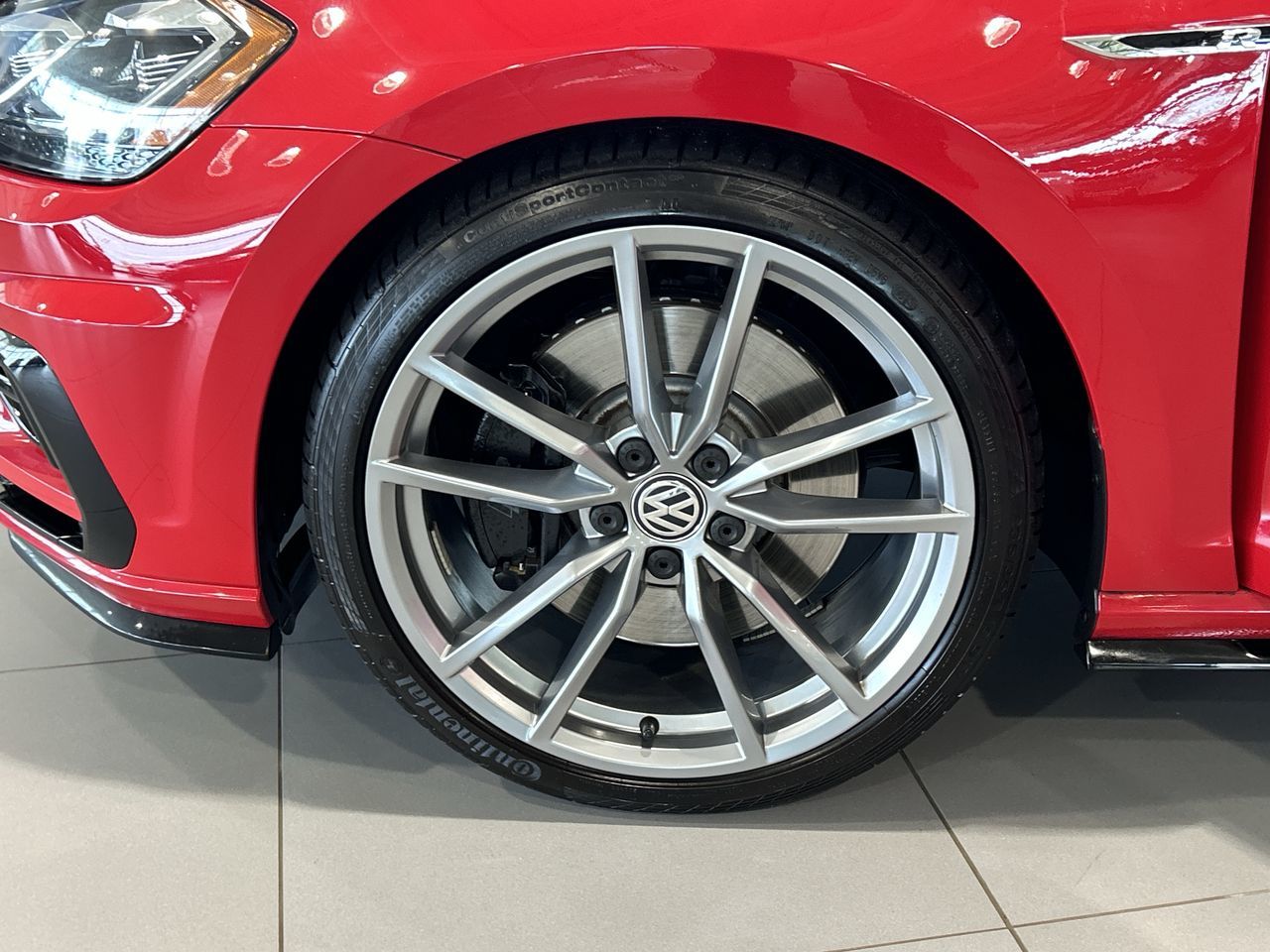 2018 Volkswagen Golf R in Aurora, Ontario