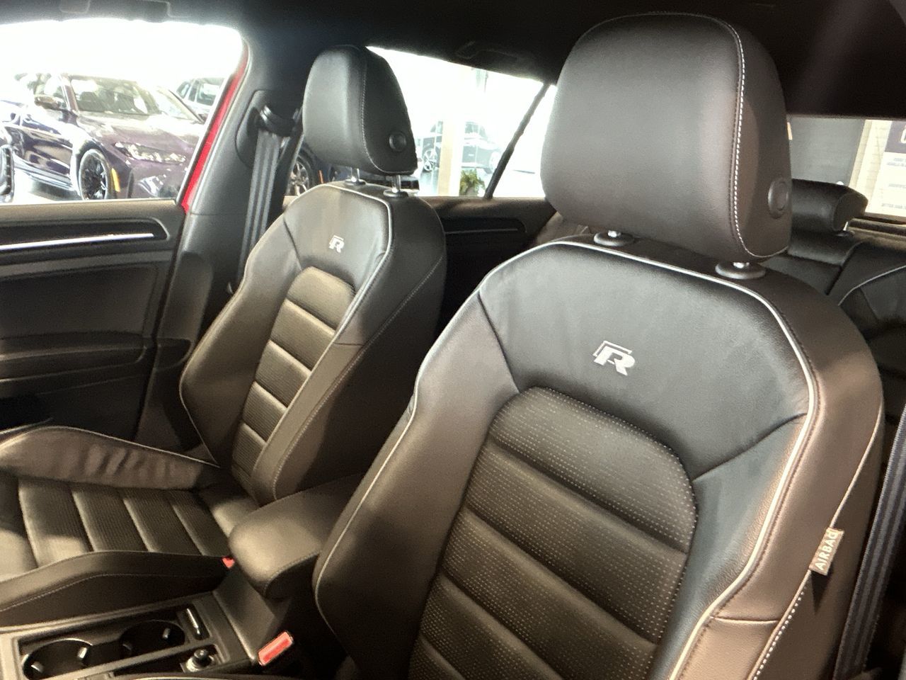 2018 Volkswagen Golf R in Aurora, Ontario