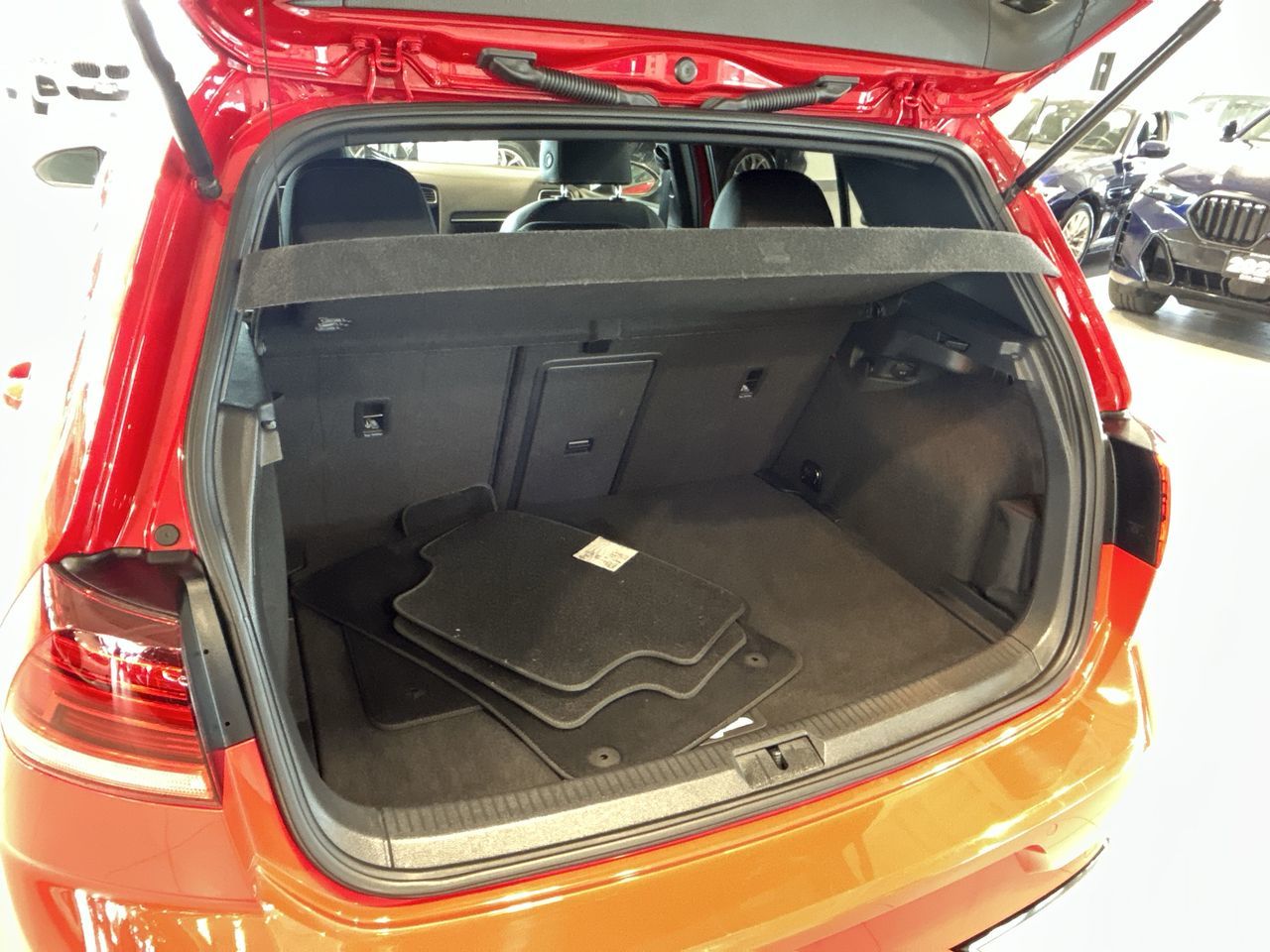 2018 Volkswagen Golf R in Aurora, Ontario
