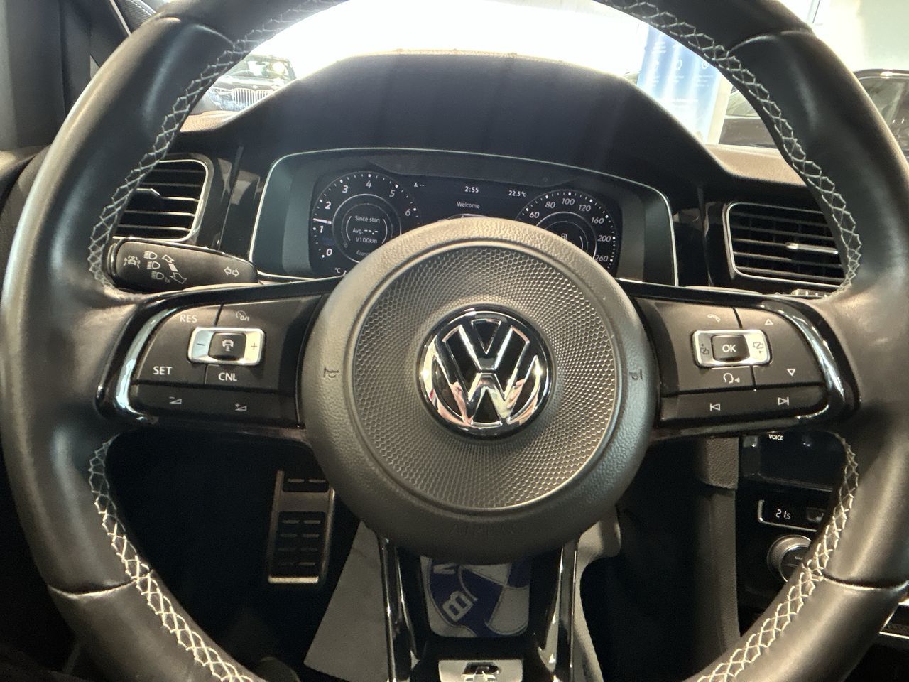 2018 Volkswagen Golf R in Aurora, Ontario