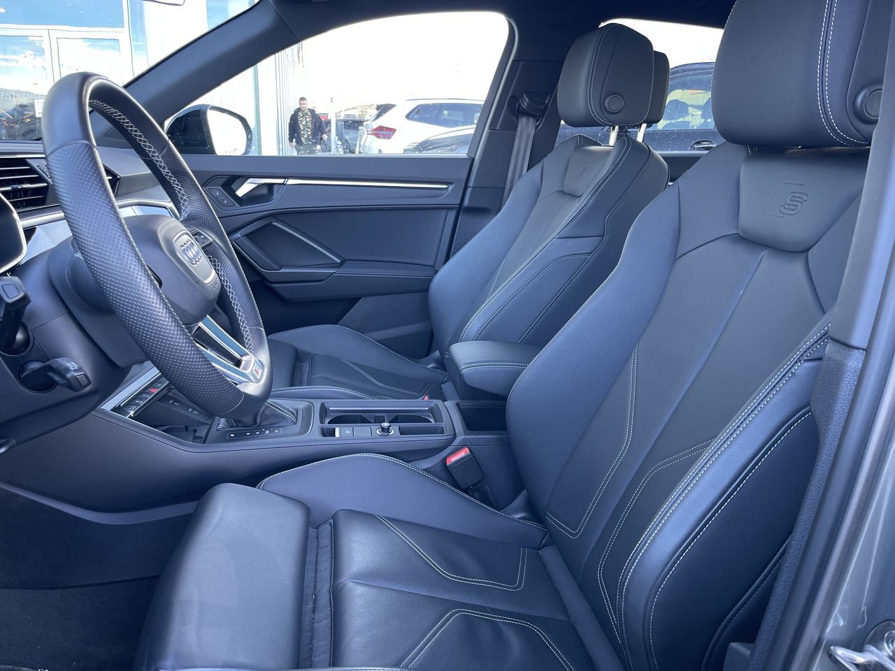 Audi Q3  2023 à Calgary, Alberta