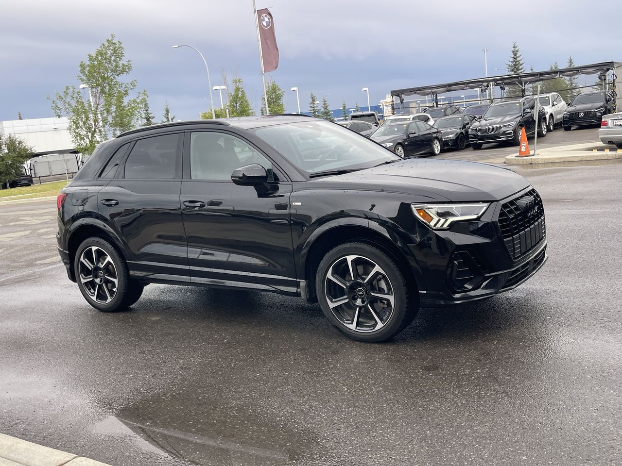 Photo 2023 Audi Q3 Progressiv | S Line | Advanced Driver !!! #4