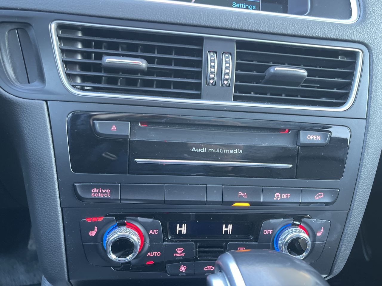 Audi Q5  2016 à Calgary, Alberta