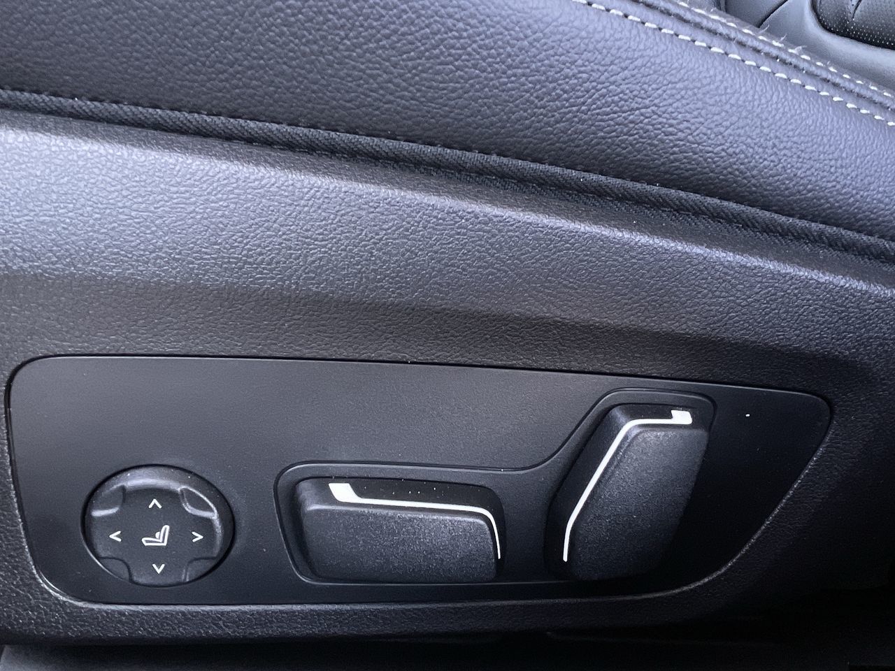 2024 BMW 3 Series Sedan in Calgary, Alberta