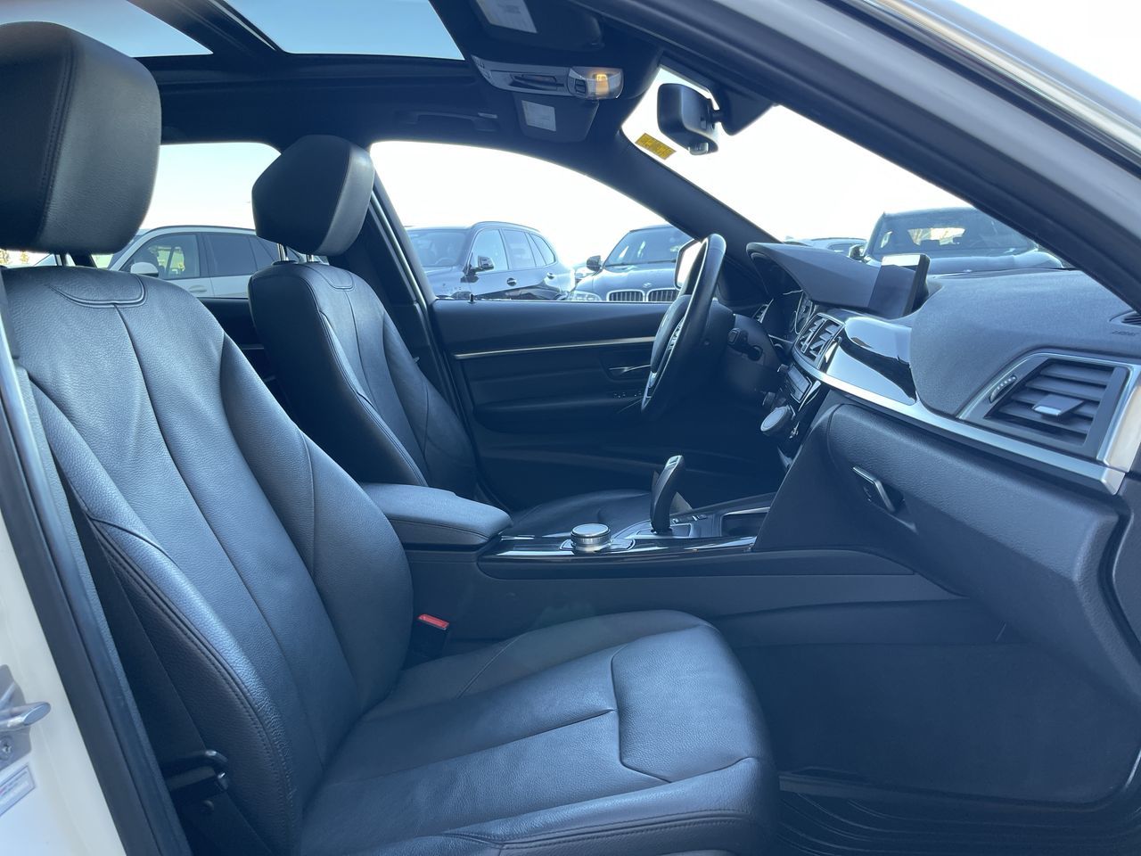 BMW 3 Series  2017 à Calgary, Alberta