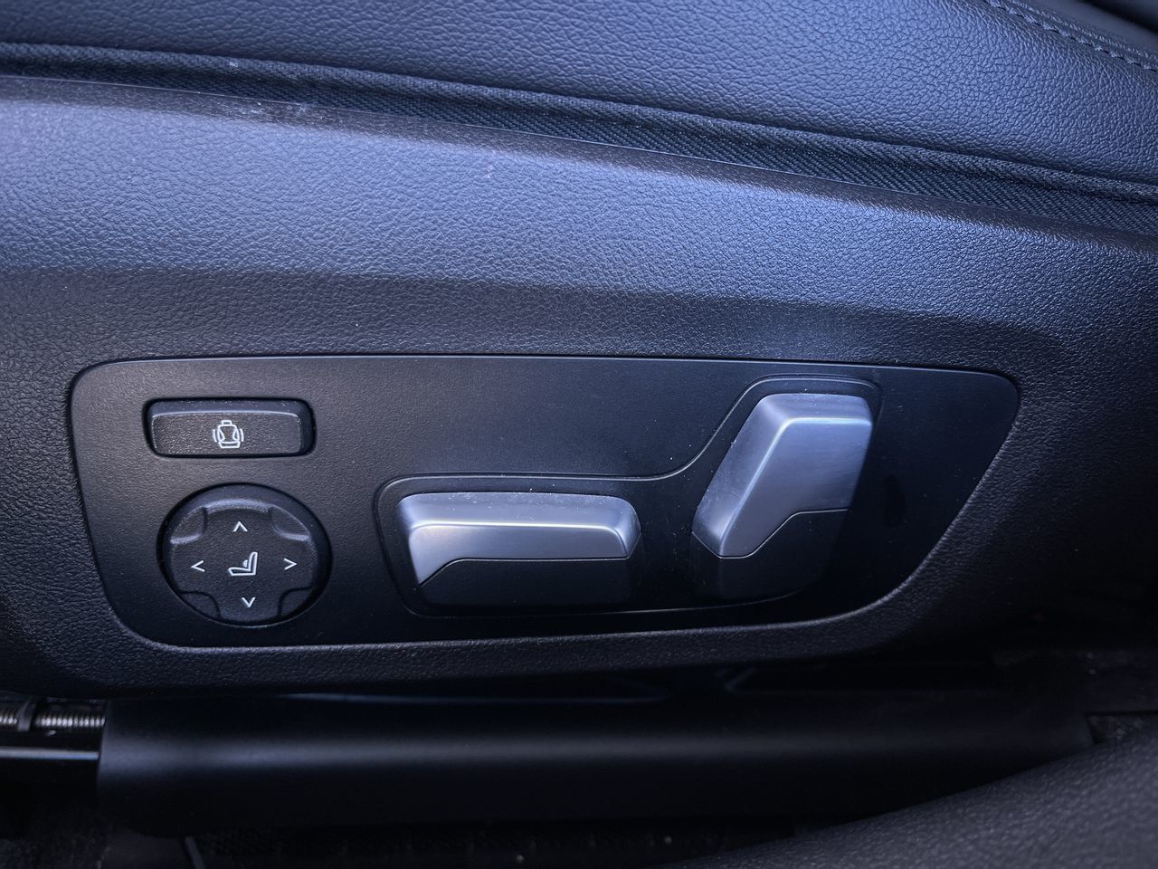 2020 BMW 3 Series in Calgary, Alberta
