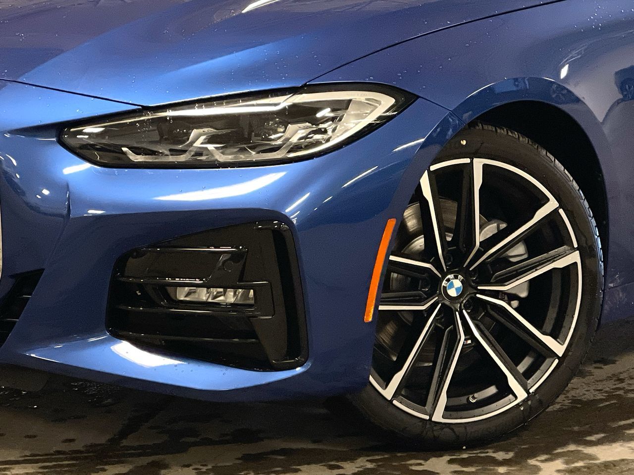 BMW 4 Series  2023 à Calgary, Alberta