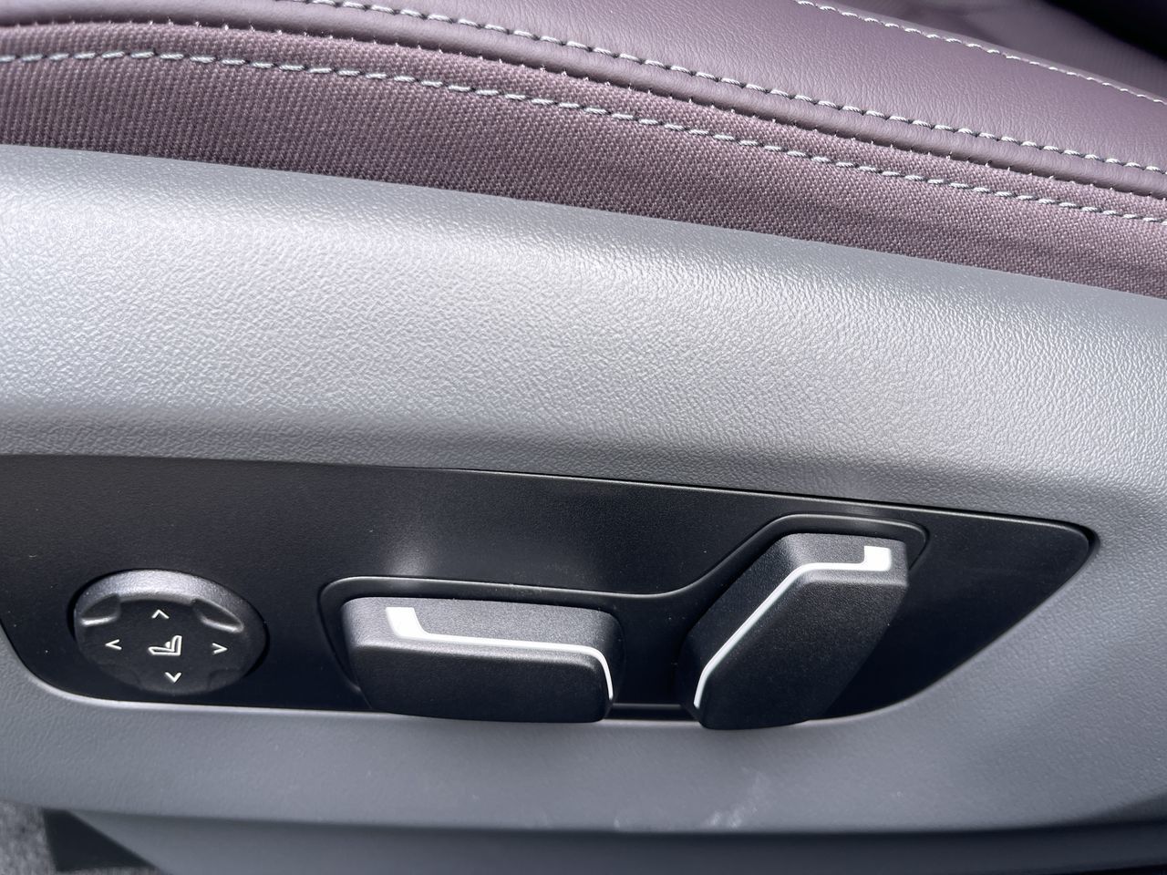 2026 BMW 5 Series Sedan PHEV in Calgary, Alberta