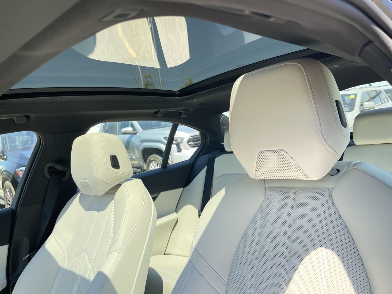 2026 BMW 5 Series Sedan