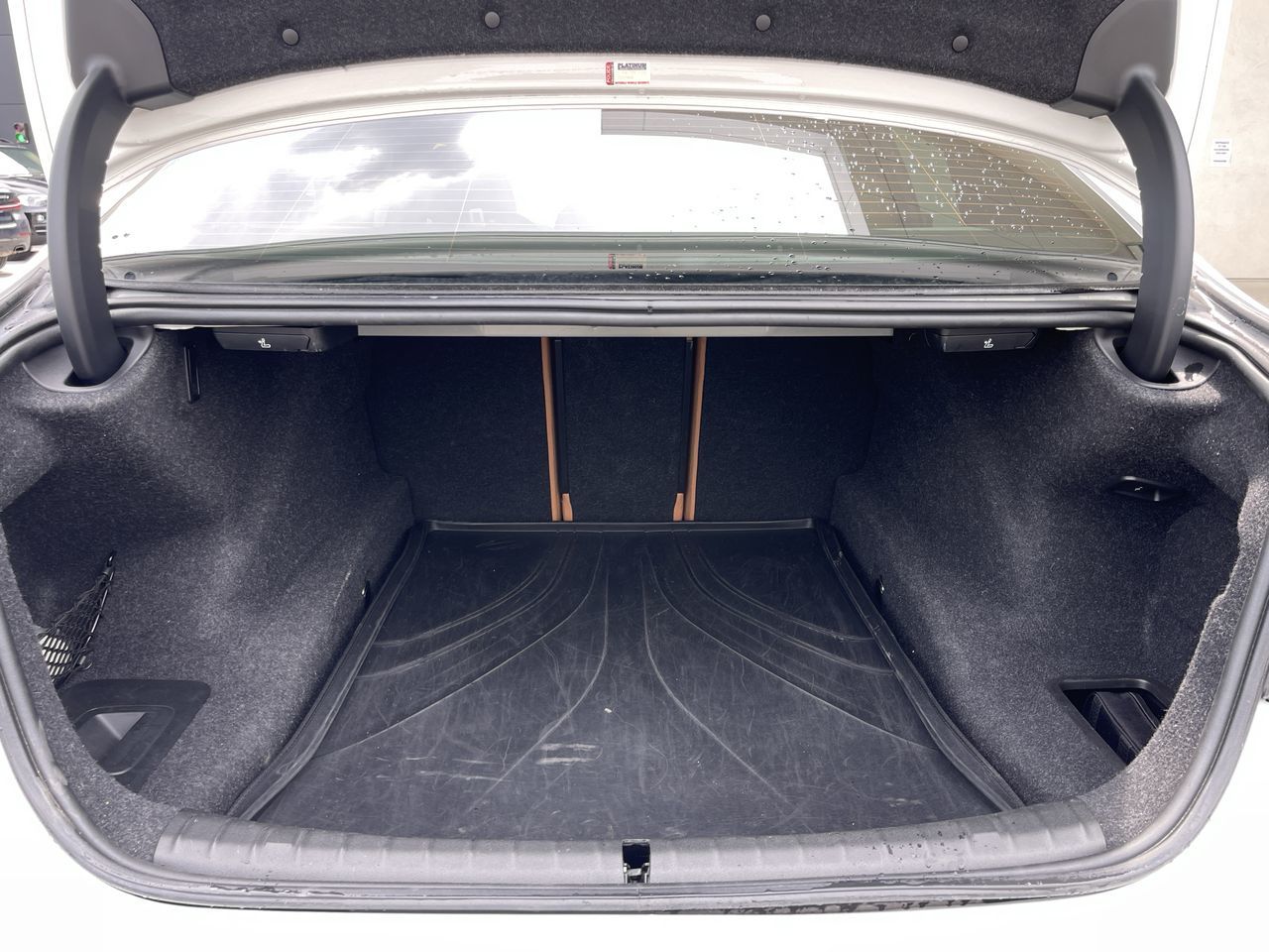 BMW 5 Series  2019 à Calgary, Alberta