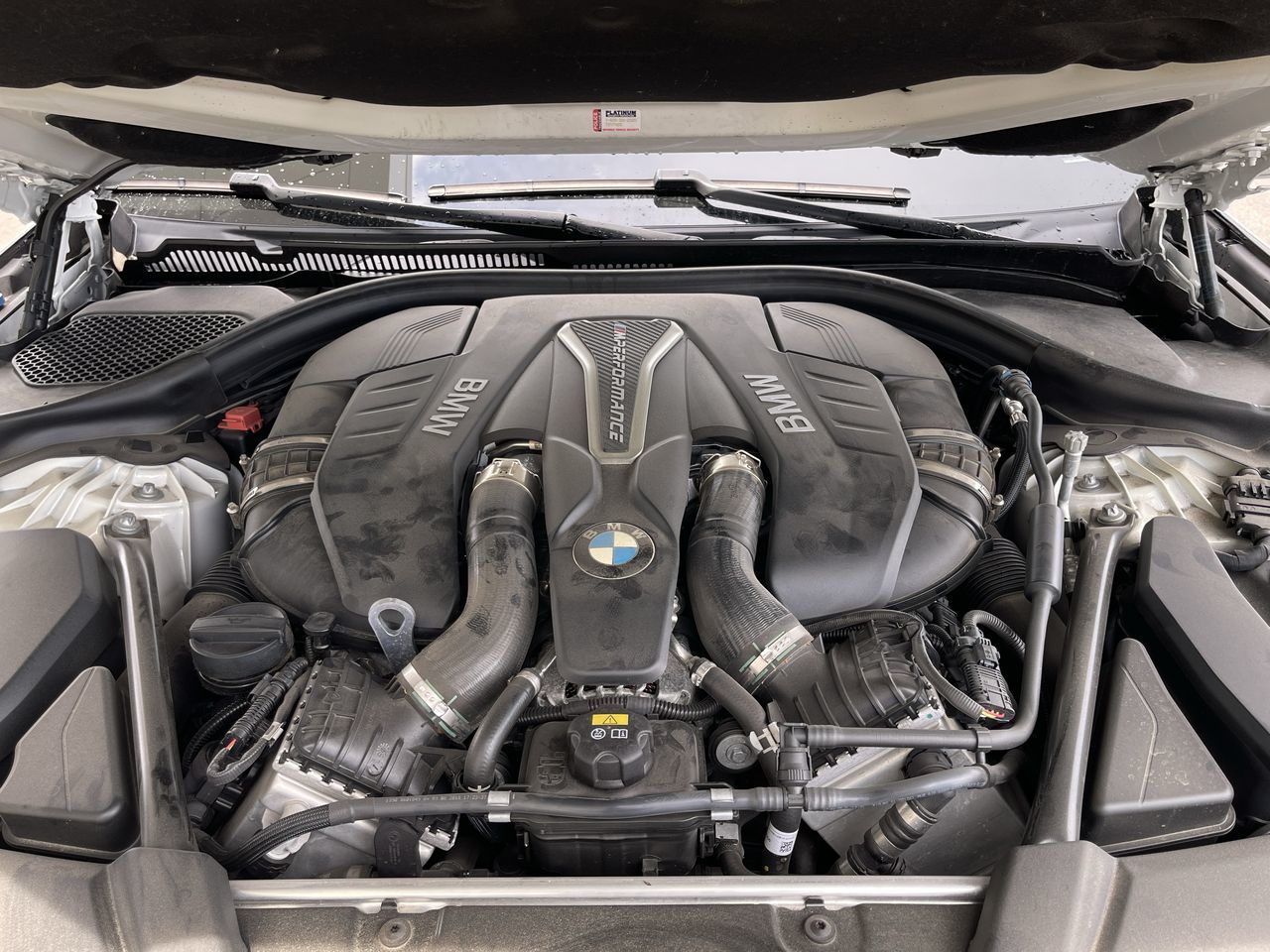 BMW 5 Series  2019 à Calgary, Alberta