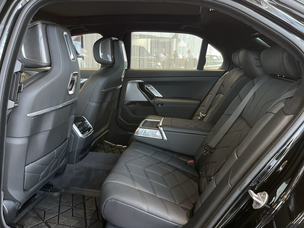 2025 BMW 7 Series Sedan in Calgary, Alberta