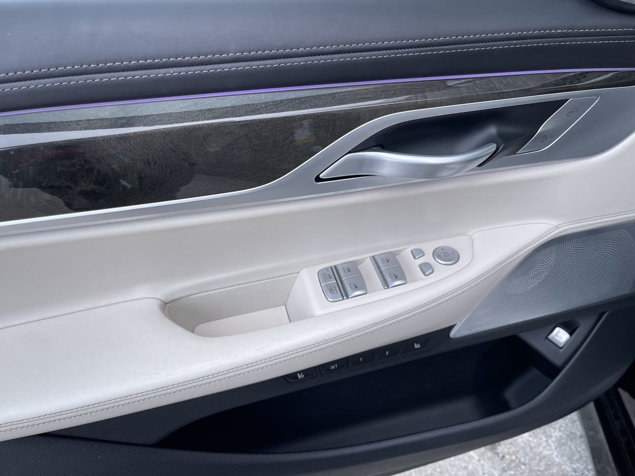 BMW 7 Series  2019 à Calgary, Alberta