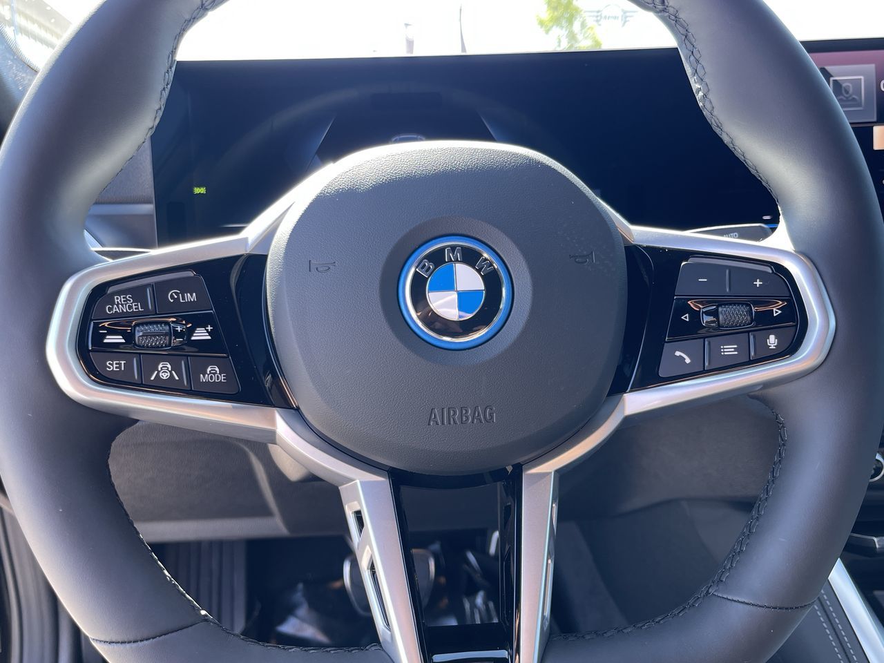 2025 BMW i4