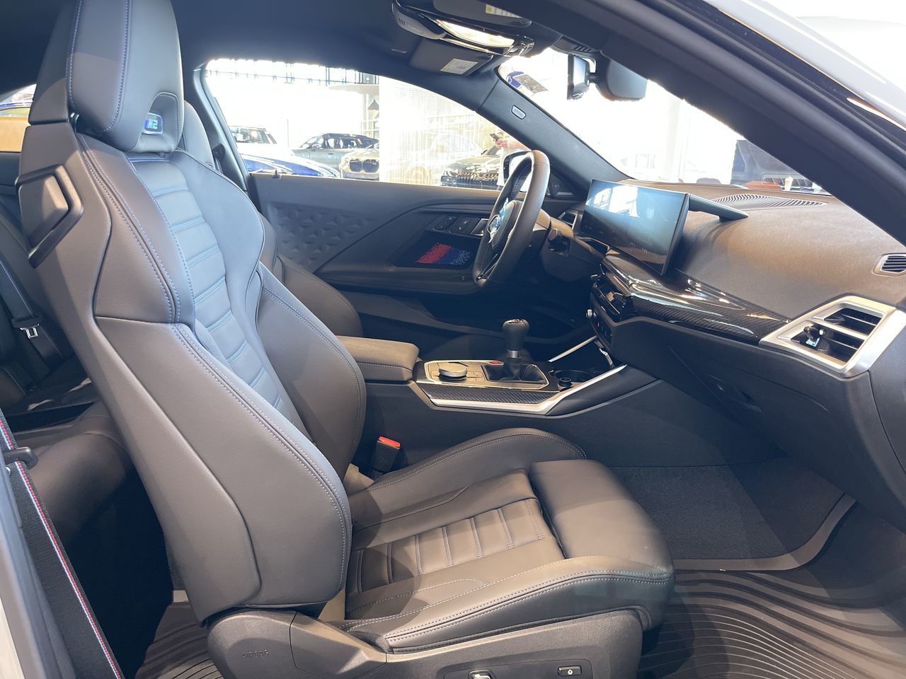 2025 BMW M2