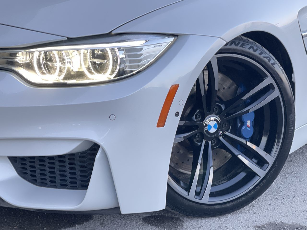 BMW M4  2015 à Calgary, Alberta