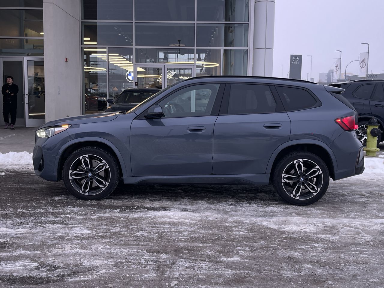 BMW X1  2023 à Calgary, Alberta