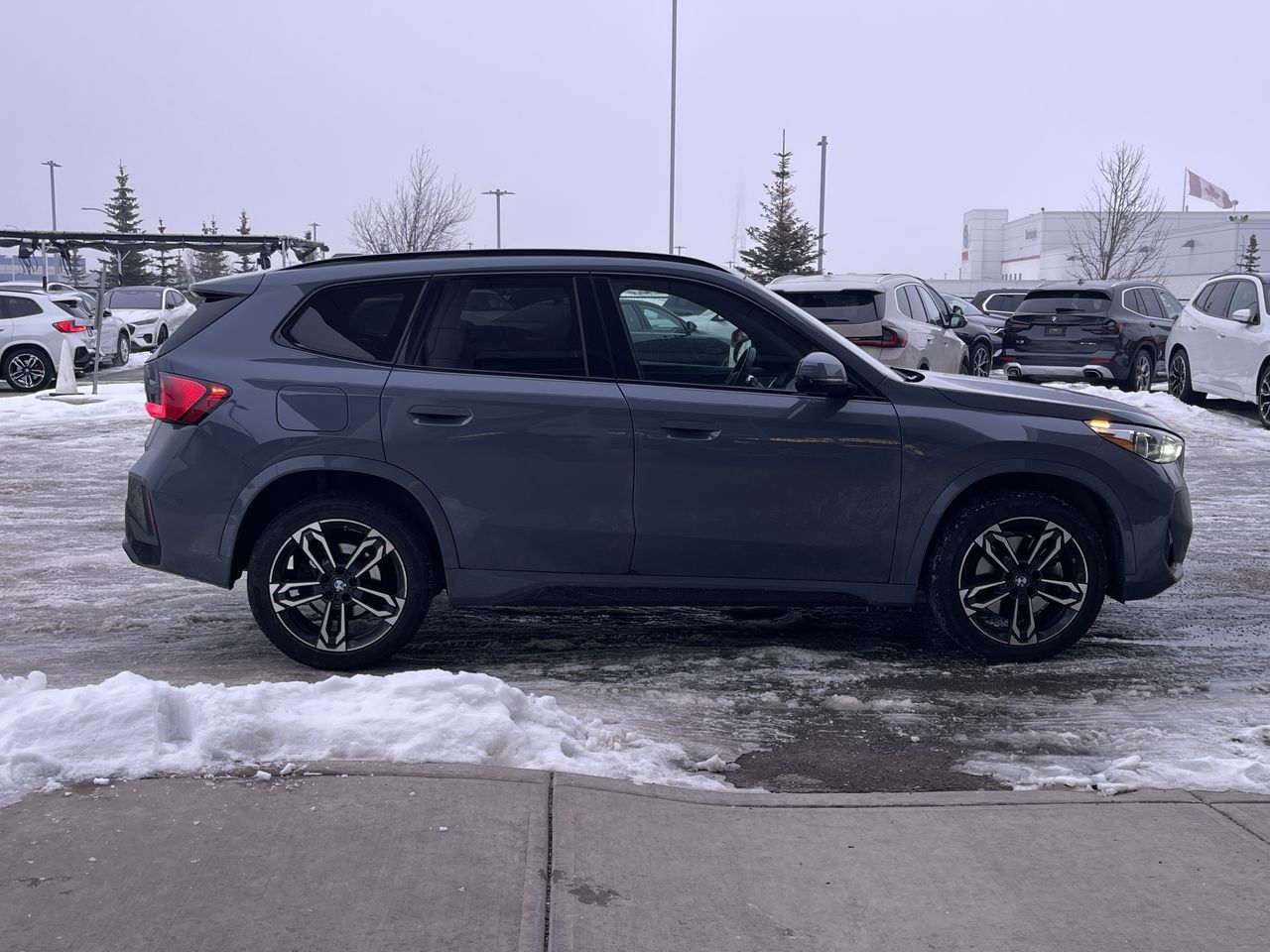 BMW X1  2023 à Calgary, Alberta