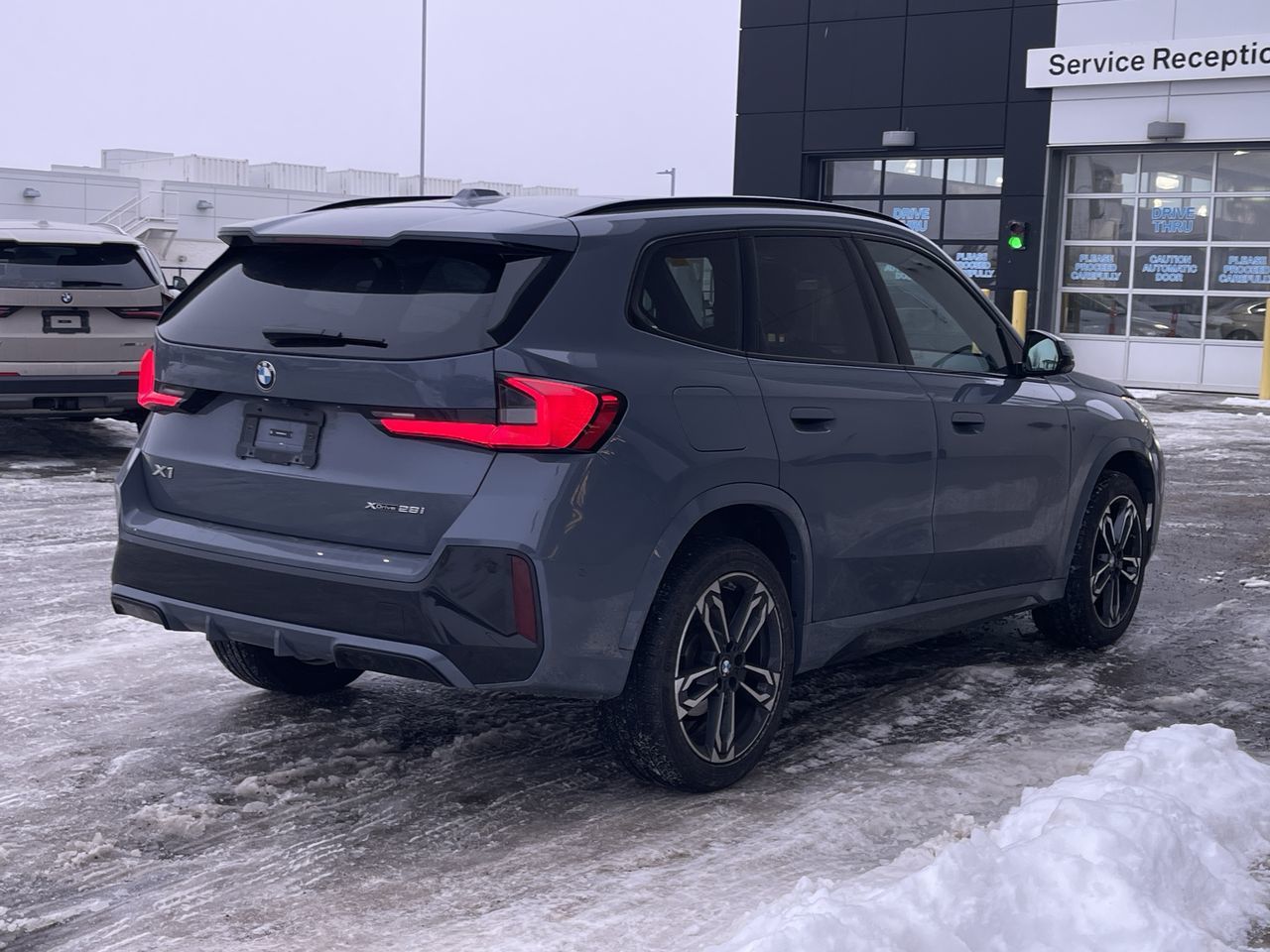 BMW X1  2023 à Calgary, Alberta