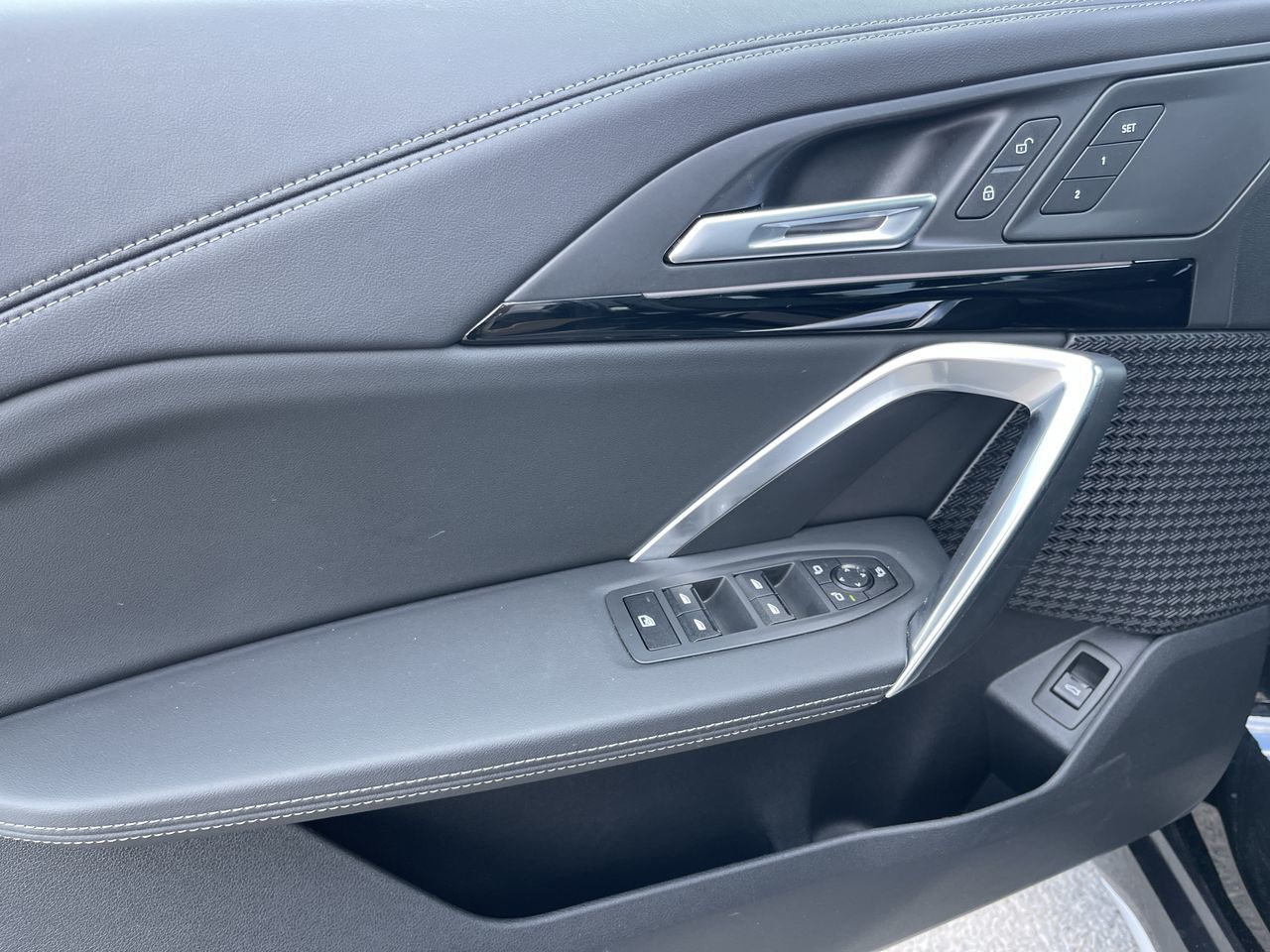 2024 BMW X1