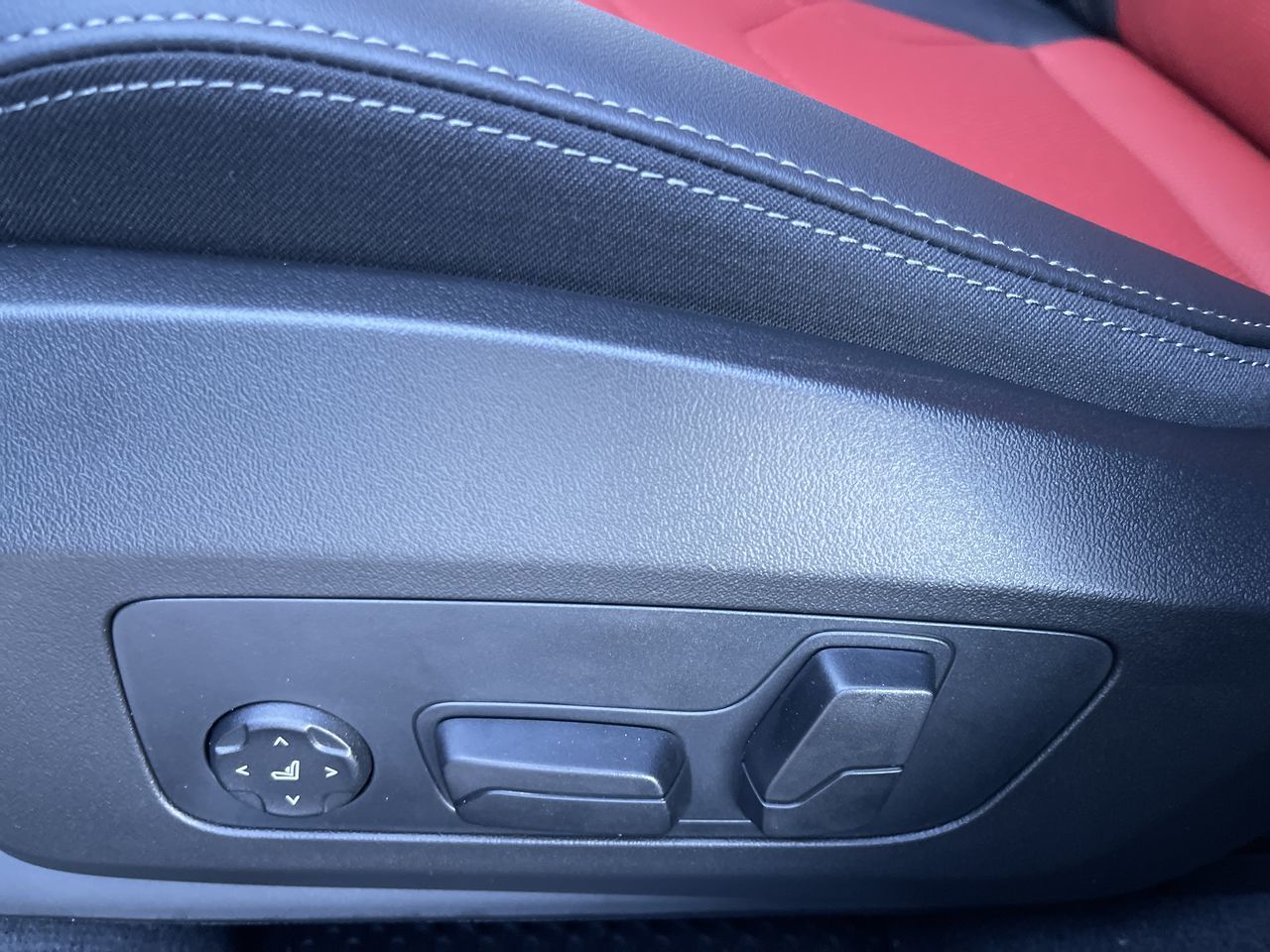 BMW X2  2026 à Calgary, Alberta