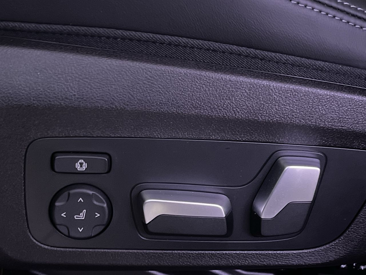 2023 BMW X4 M in Calgary, Alberta