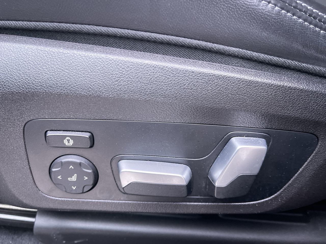 2023 BMW X4 M in Calgary, Alberta