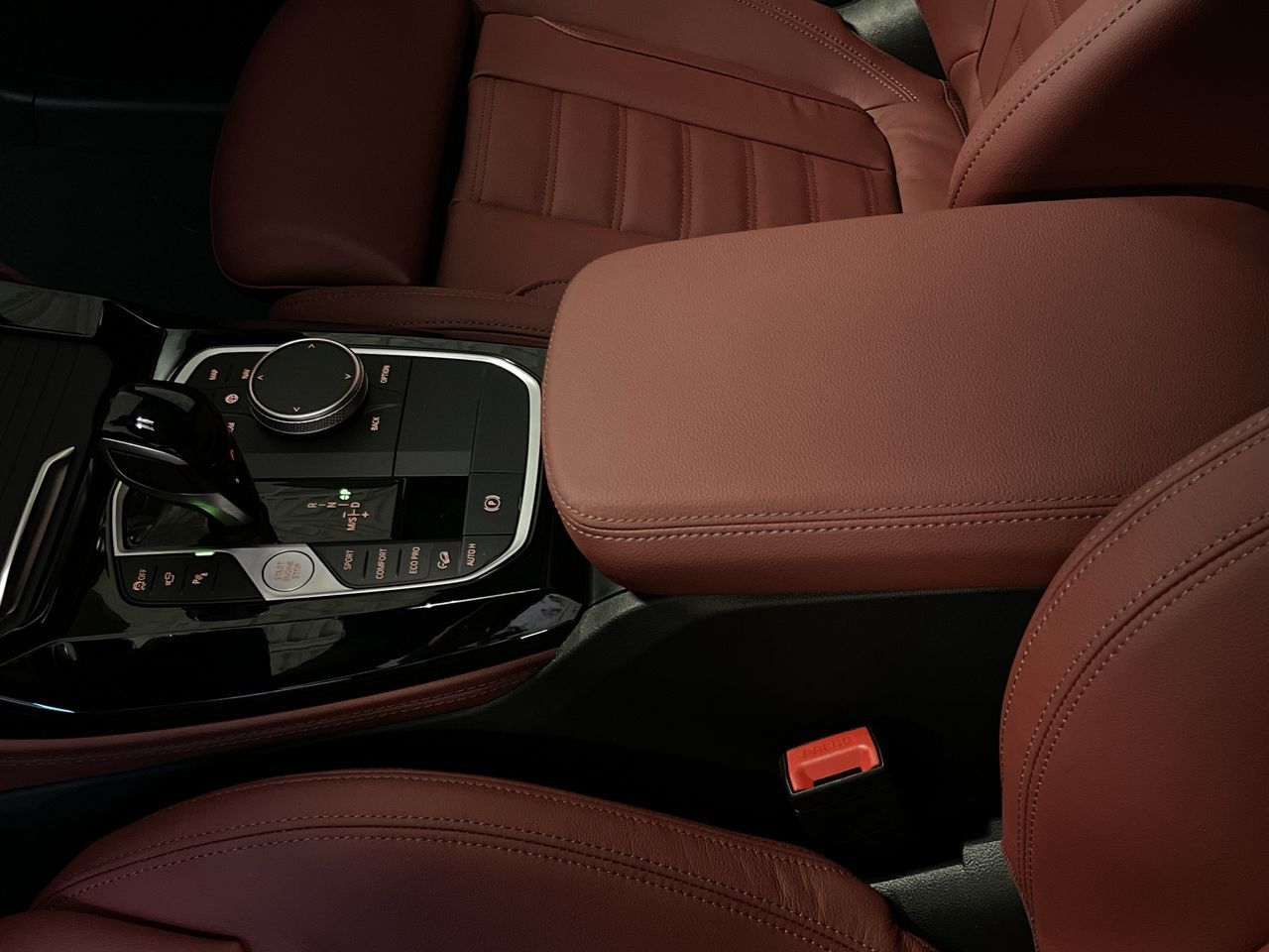 2023 BMW X4