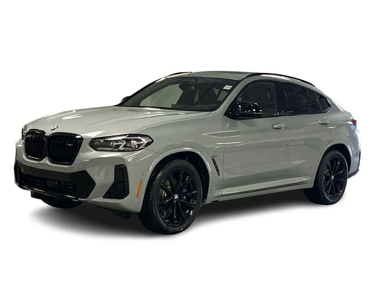 2023 BMW X4