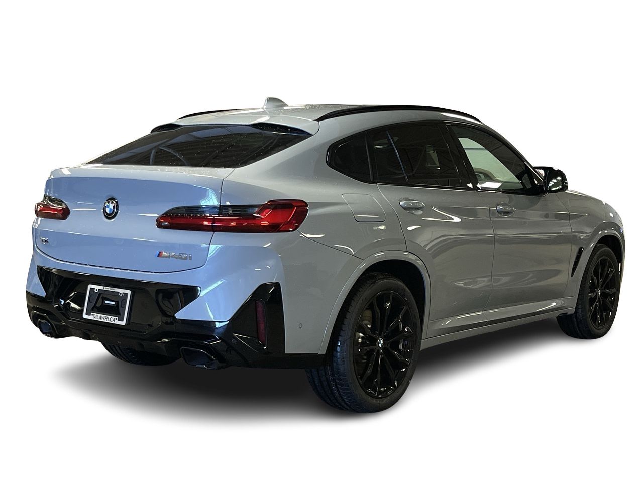 2023 BMW X4