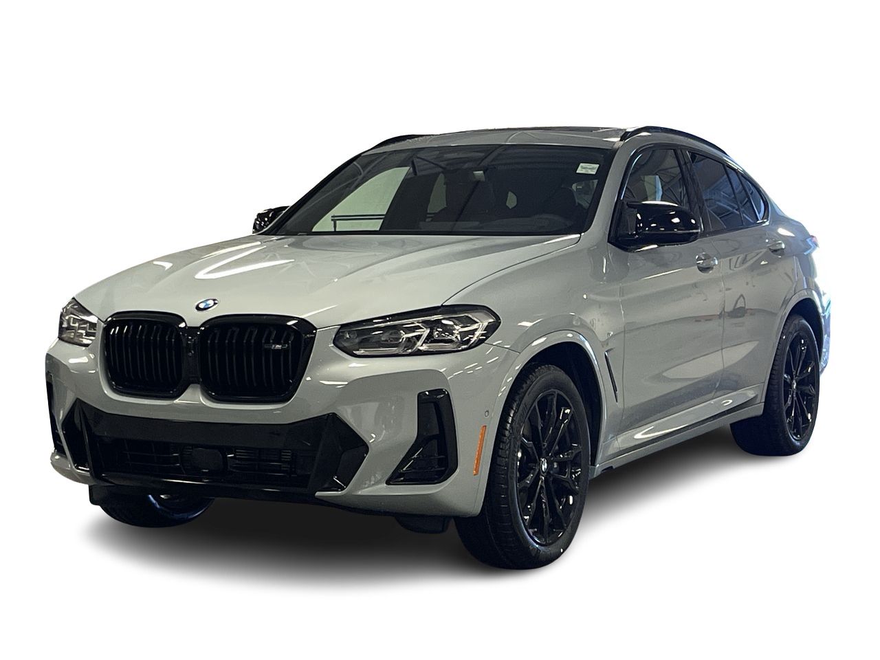 2023 BMW X4