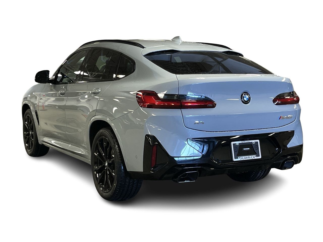 2023 BMW X4