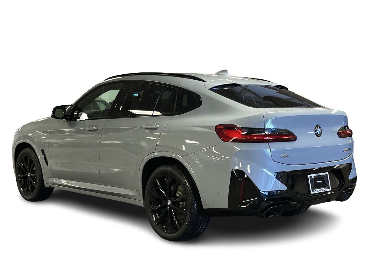 2023 BMW X4