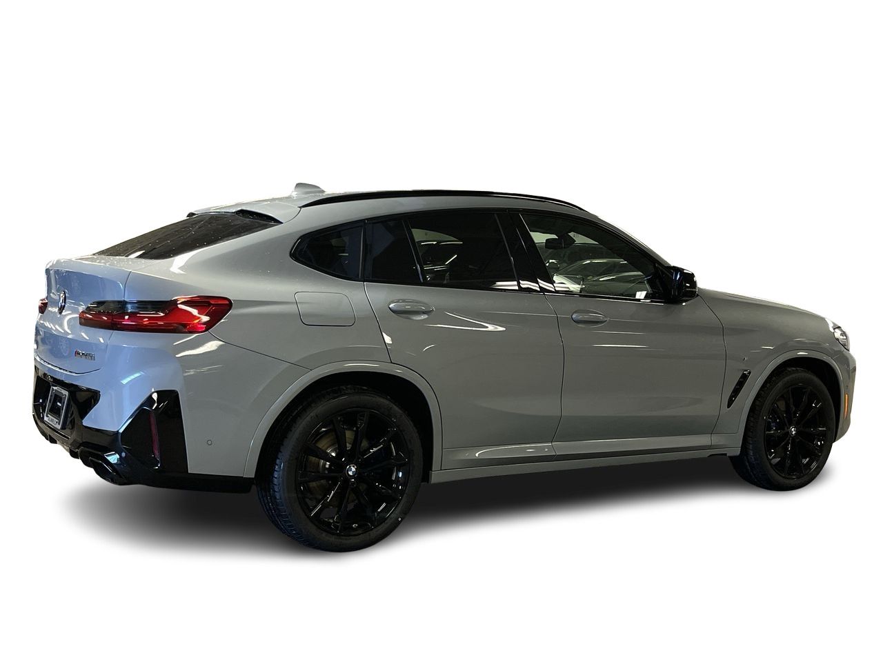 2023 BMW X4