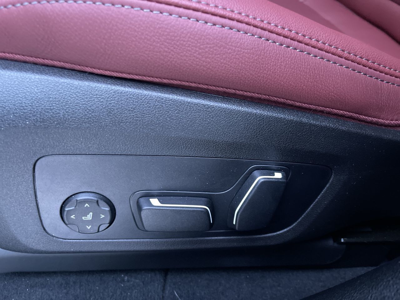 BMW X4  2025 à Calgary, Alberta