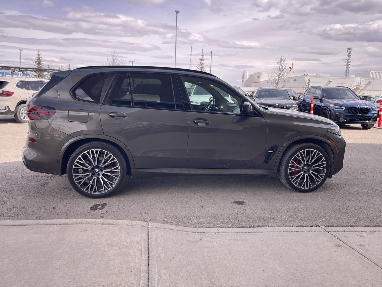BMW X5  2024 à Calgary, Alberta