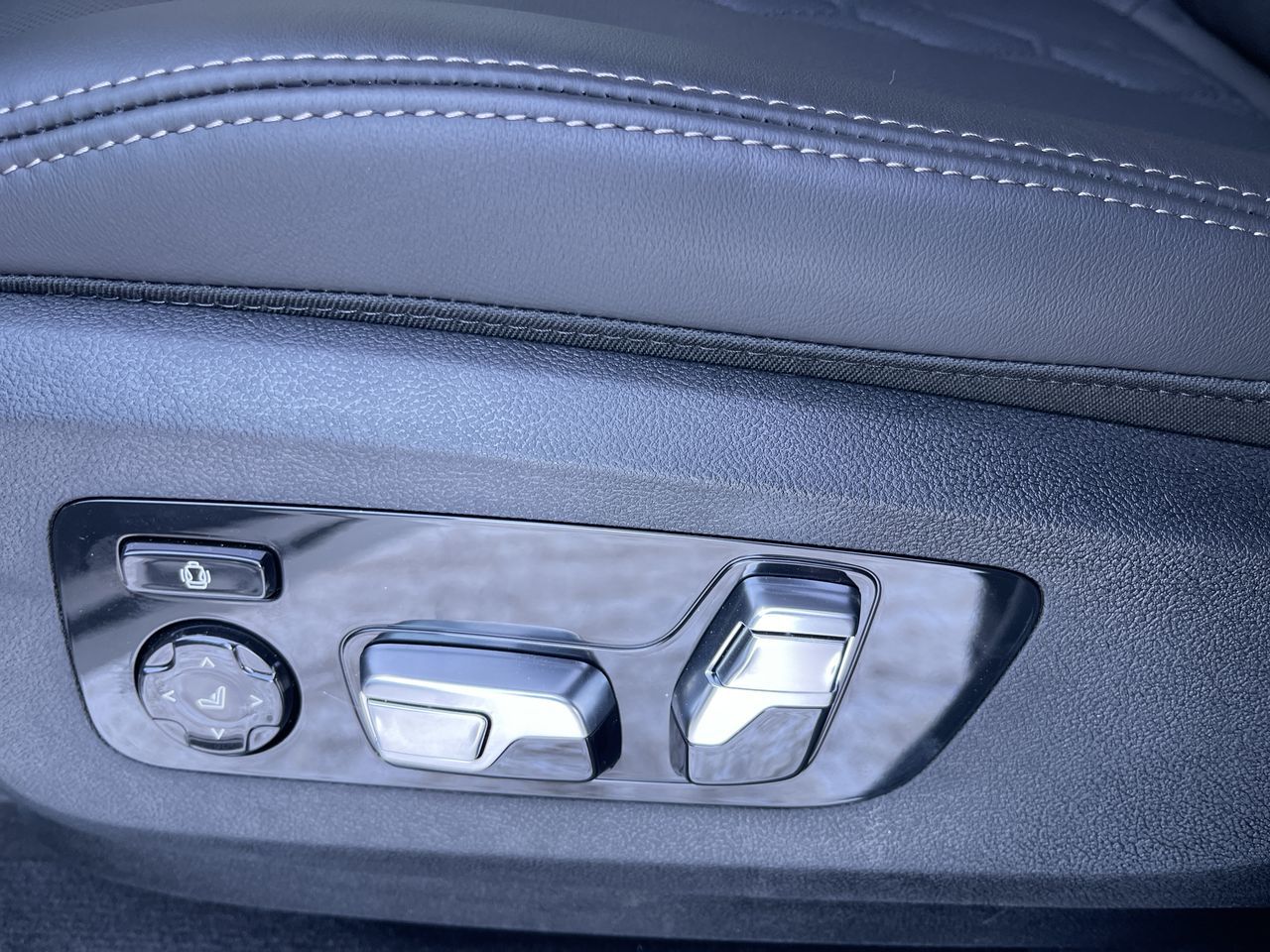 2026 BMW X5 in Calgary, Alberta