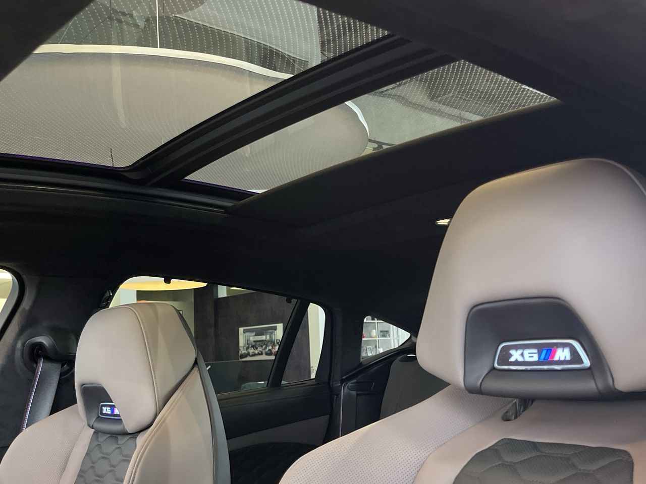 BMW X6 M  2026 à Calgary, Alberta