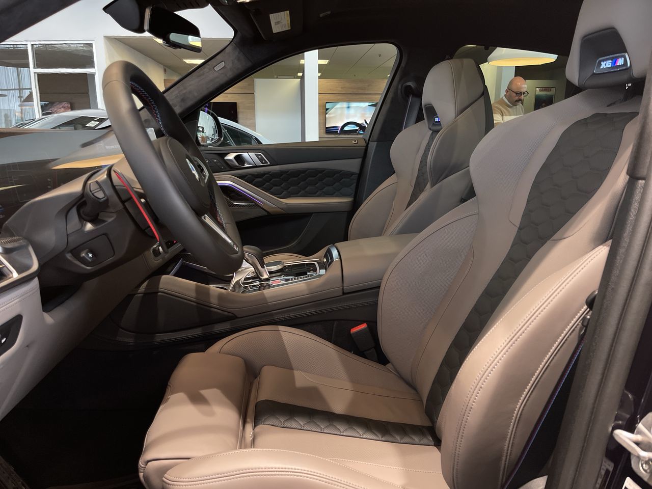 BMW X6 M  2026 à Calgary, Alberta