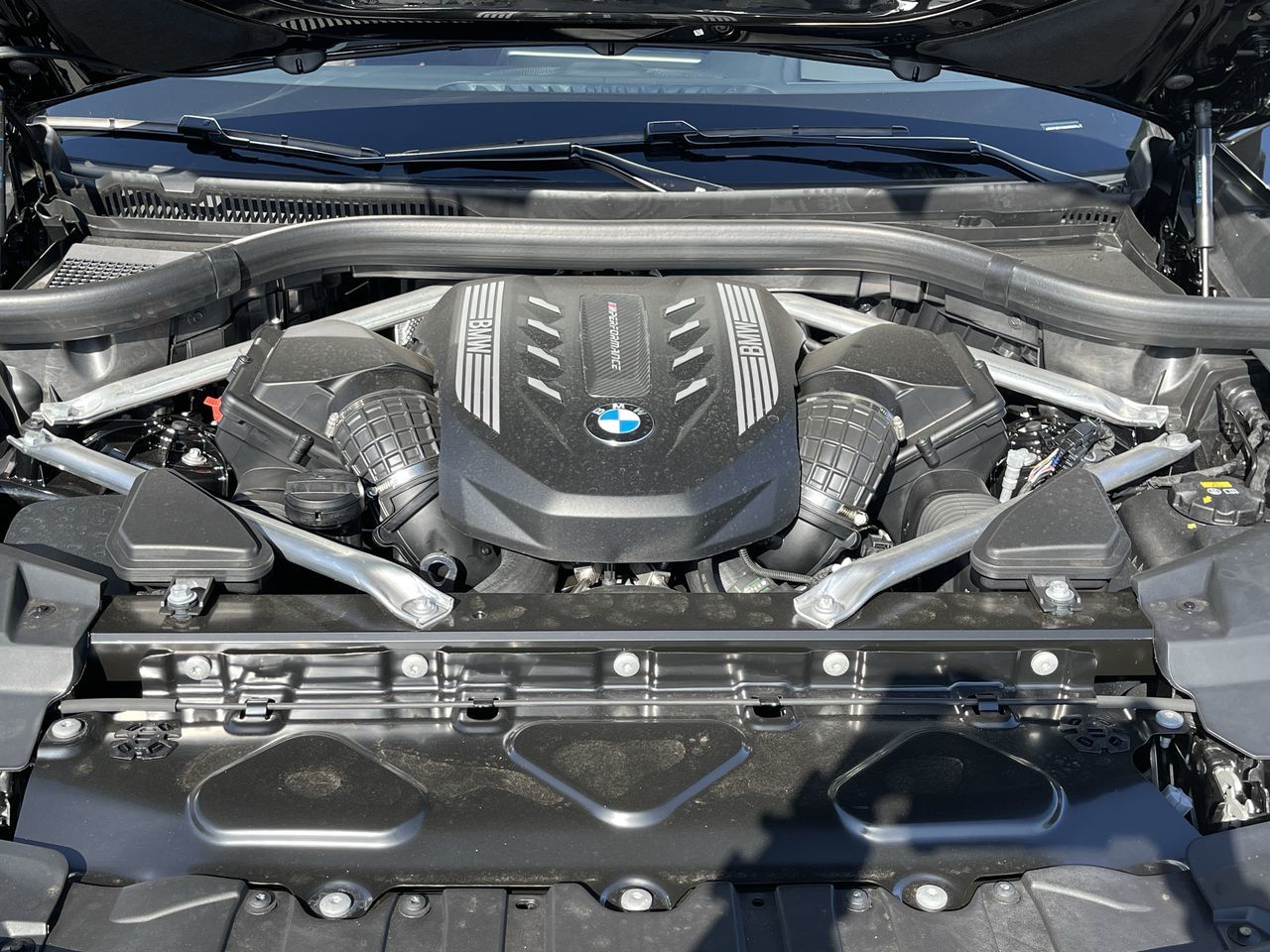 2023 BMW X6