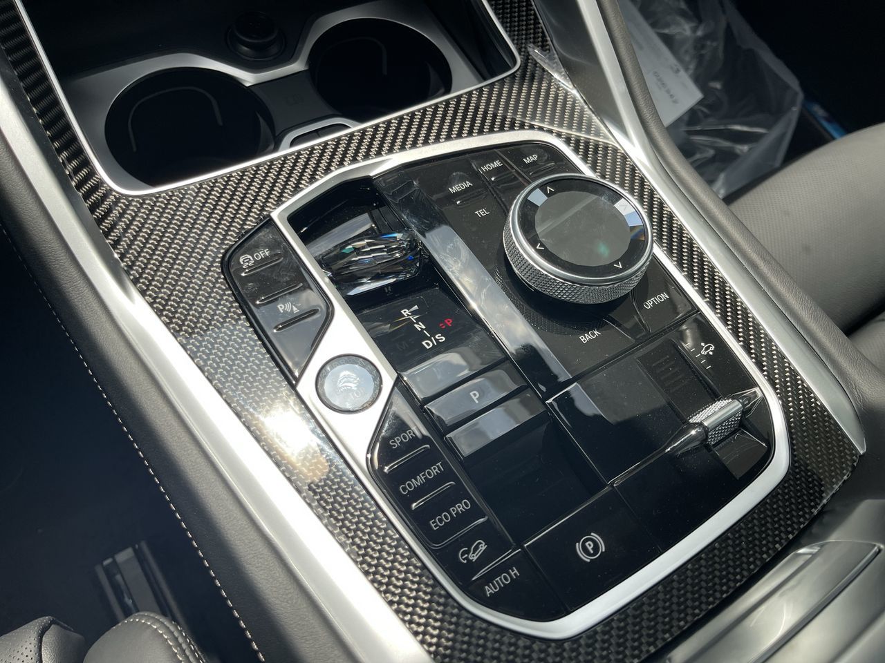 2027 BMW X6