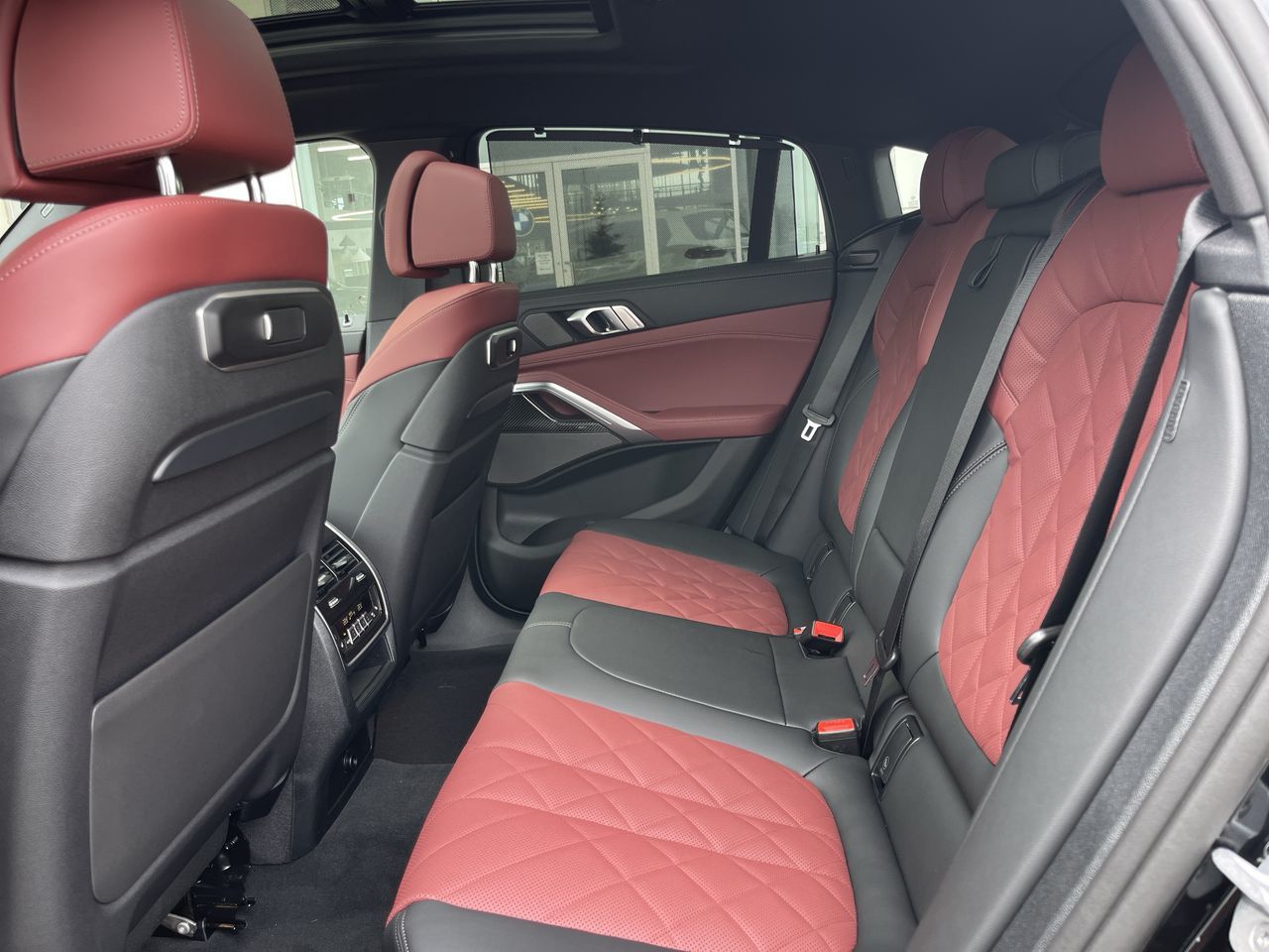 2027 BMW X6
