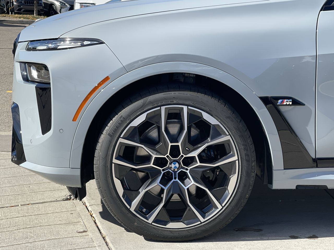 2024 BMW X7