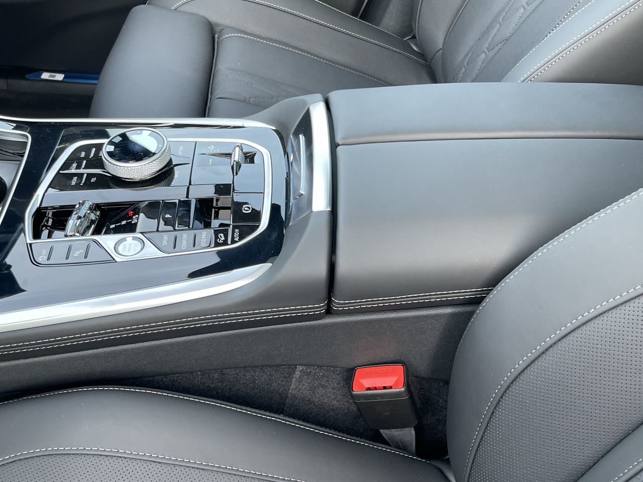 2025 BMW X7 in Calgary, Alberta