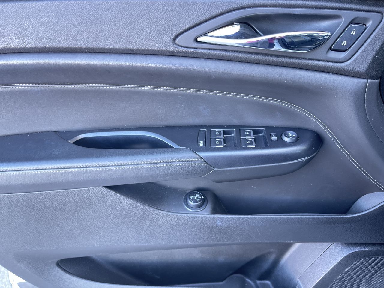 2015 Cadillac SRX in Calgary, Alberta