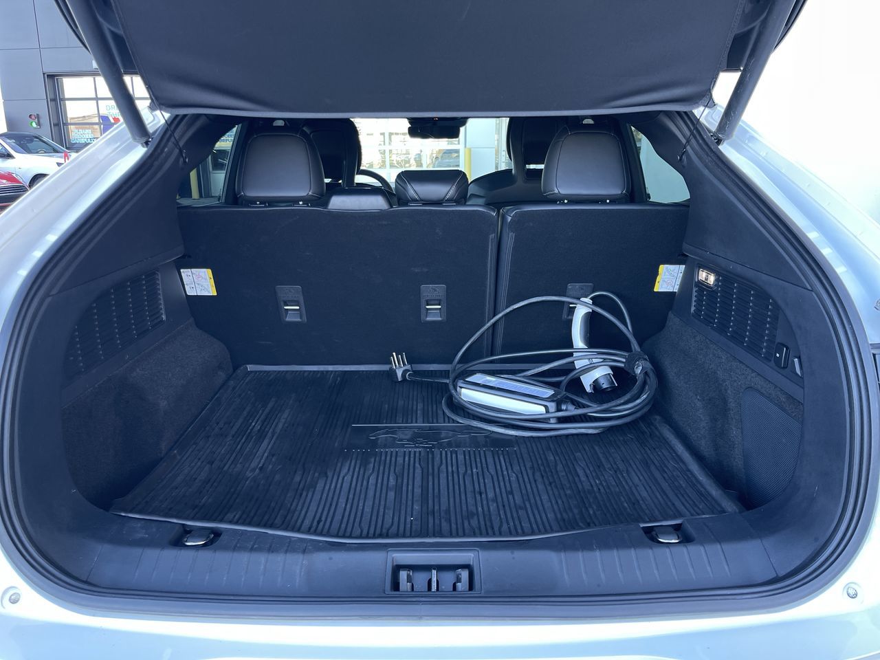 Ford Mustang Mach-E  2022 à Calgary, Alberta